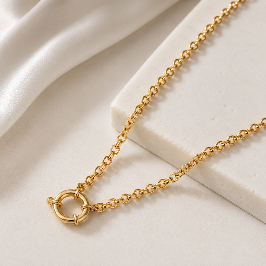 Minimalistische Goldgliederkette