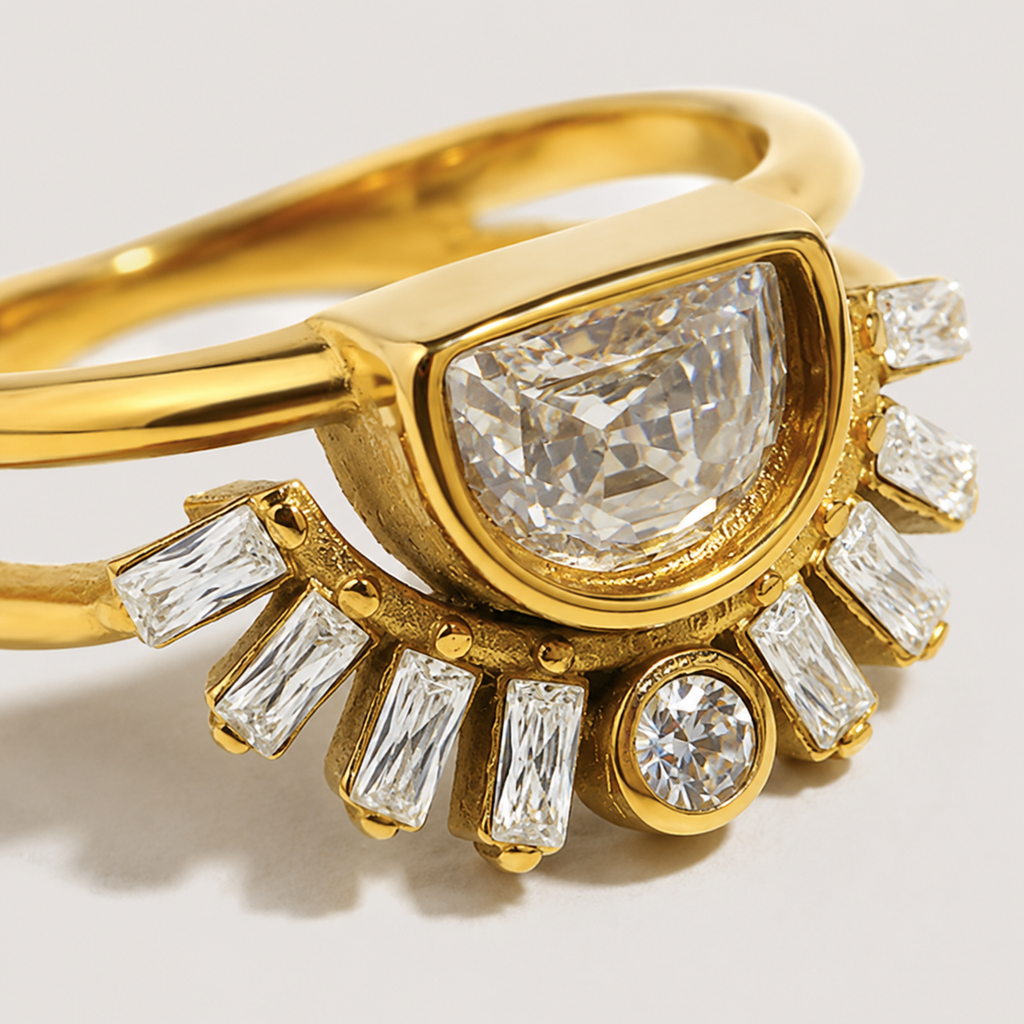 Elegant Sunburst Gold Ring