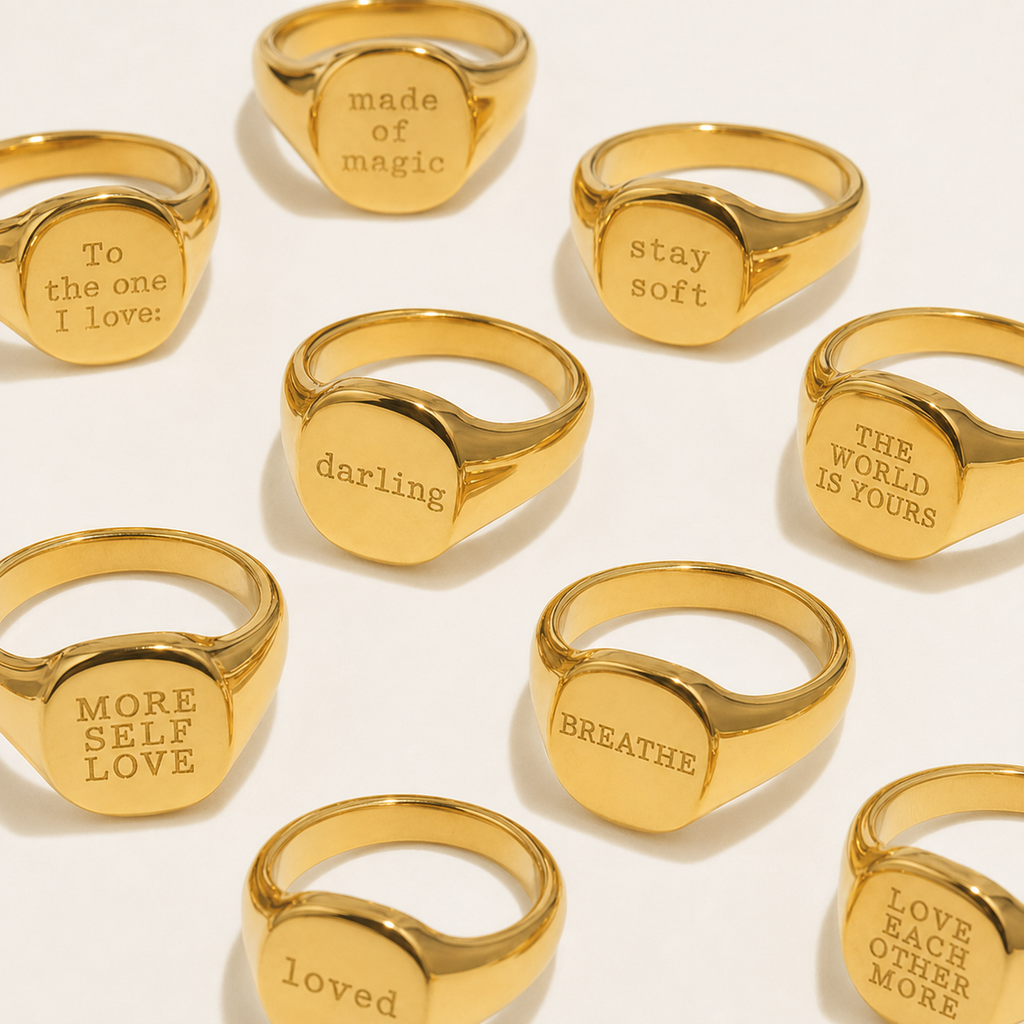 Elegant Gold Signet Ring