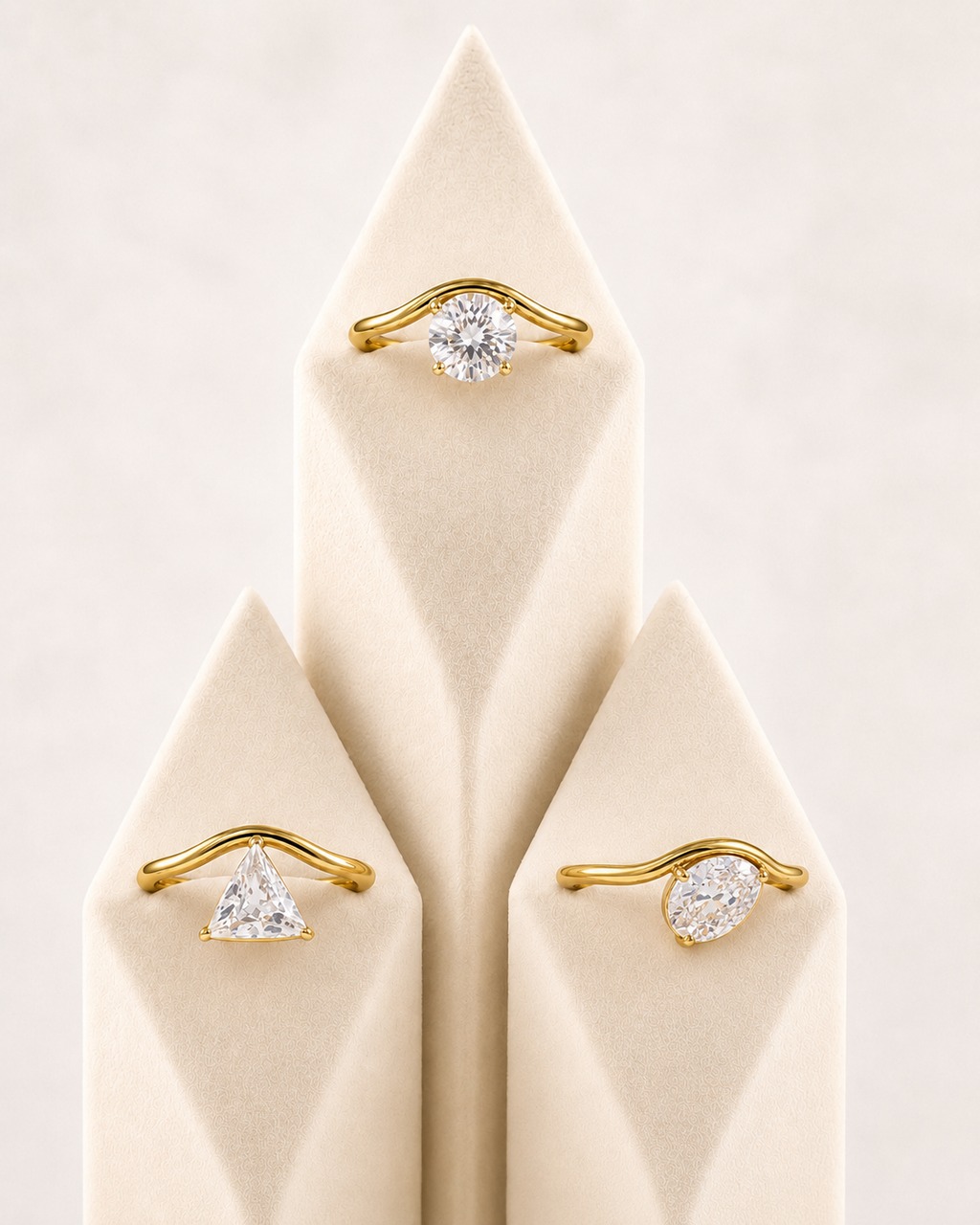 Elegant Wave Zircon Ring