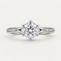 Solitärring aus 925er Sterlingsilber mit brillantem Mittelstein