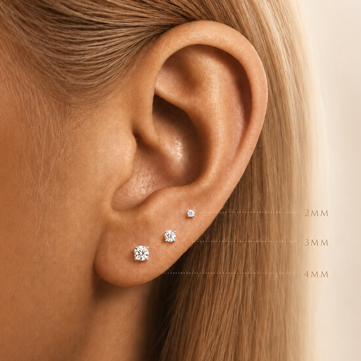 Éclat Moissanite Stud Earrings