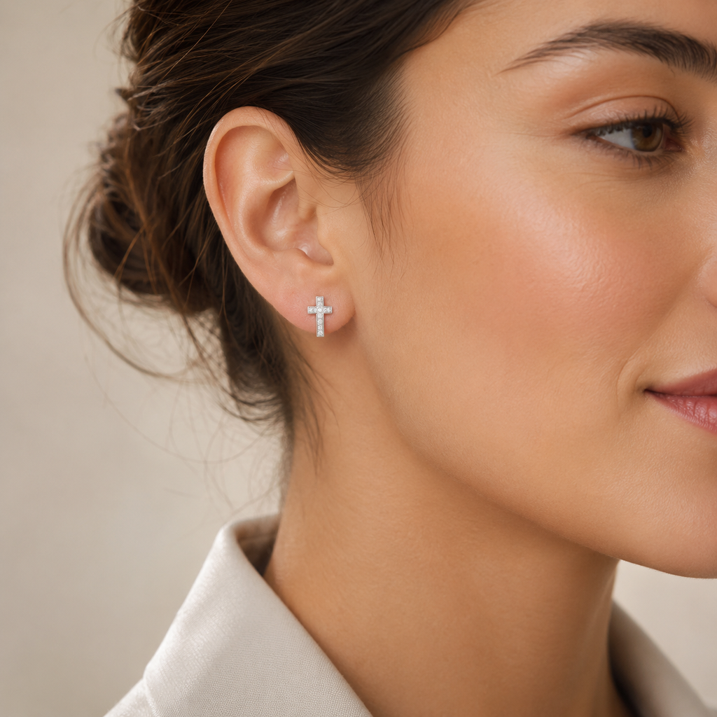 Éclat Cross Stud Earrings