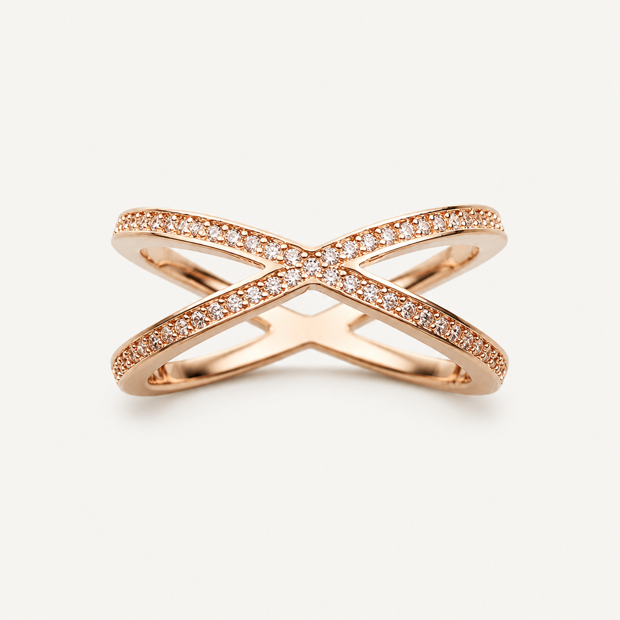 Élan Cross Pavé Ring in 925 Sterling Silve