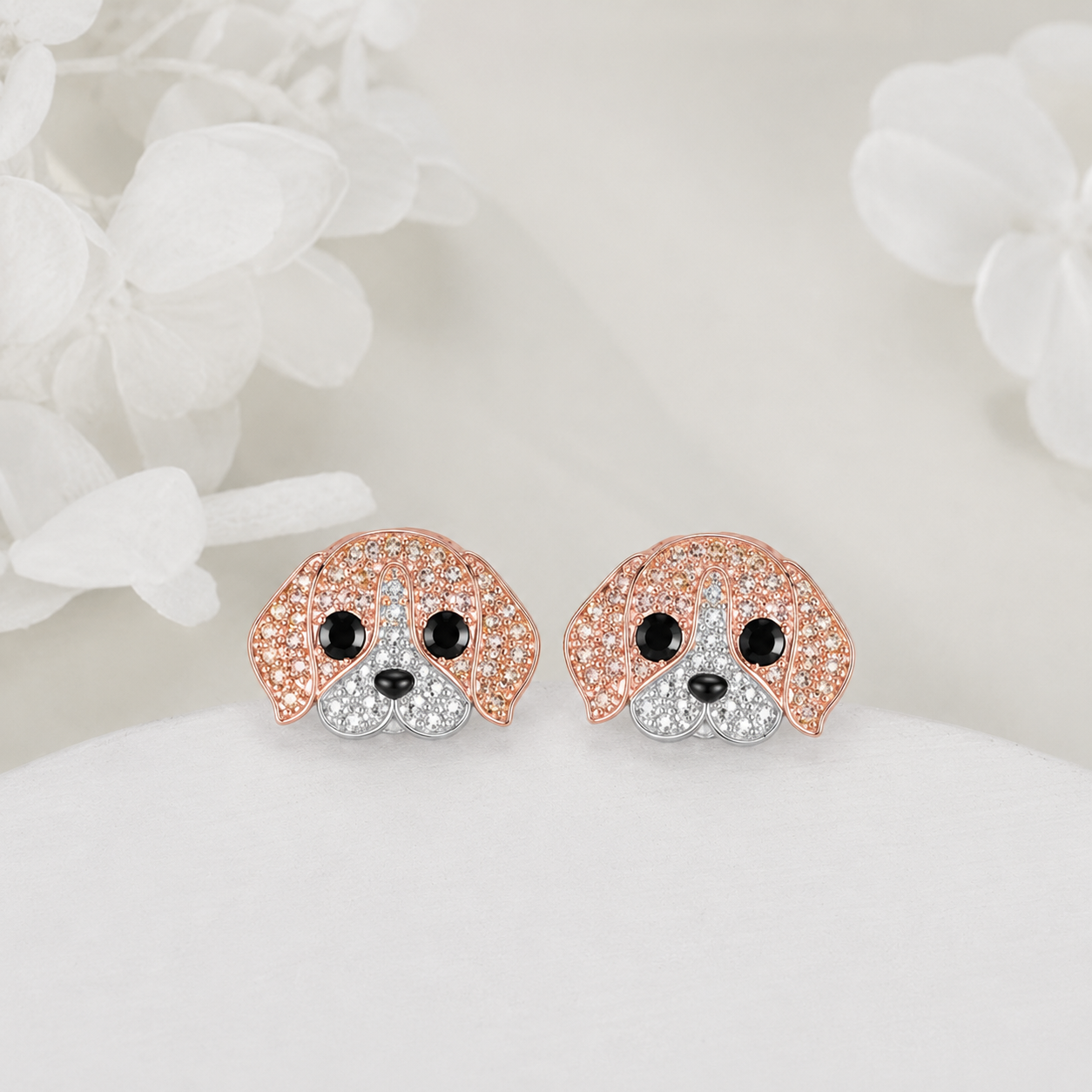 Pet Lumière Stud Earrings