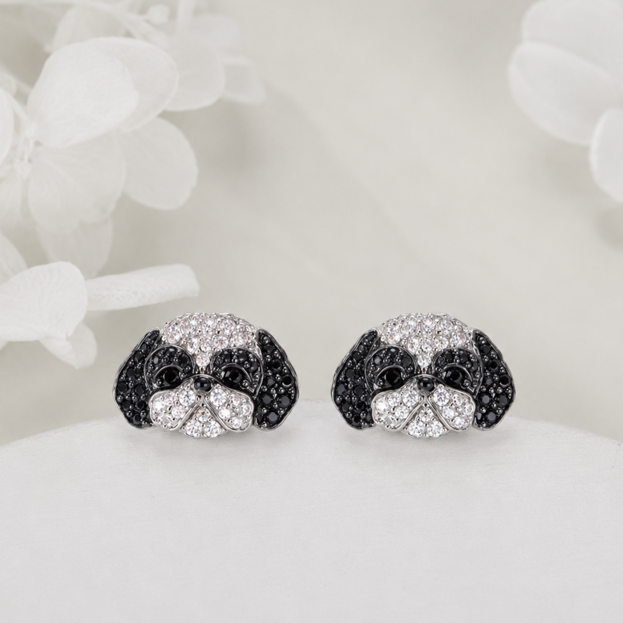 Pet Lumière Stud Earrings