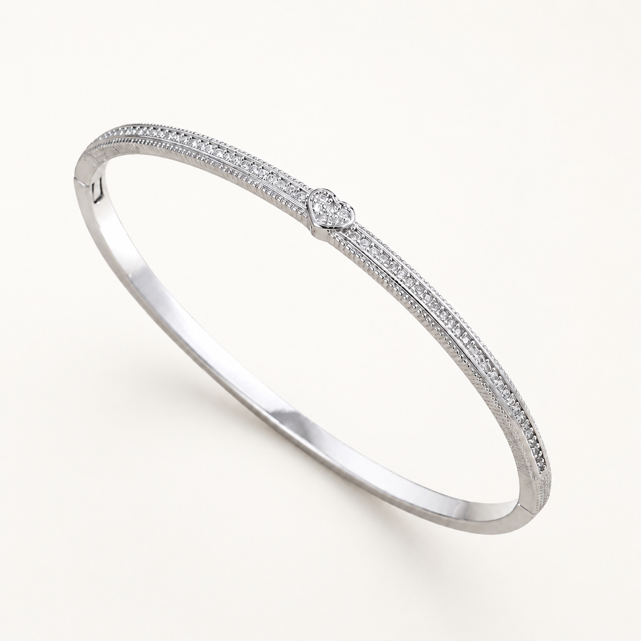 Lumière Heart Bracelet