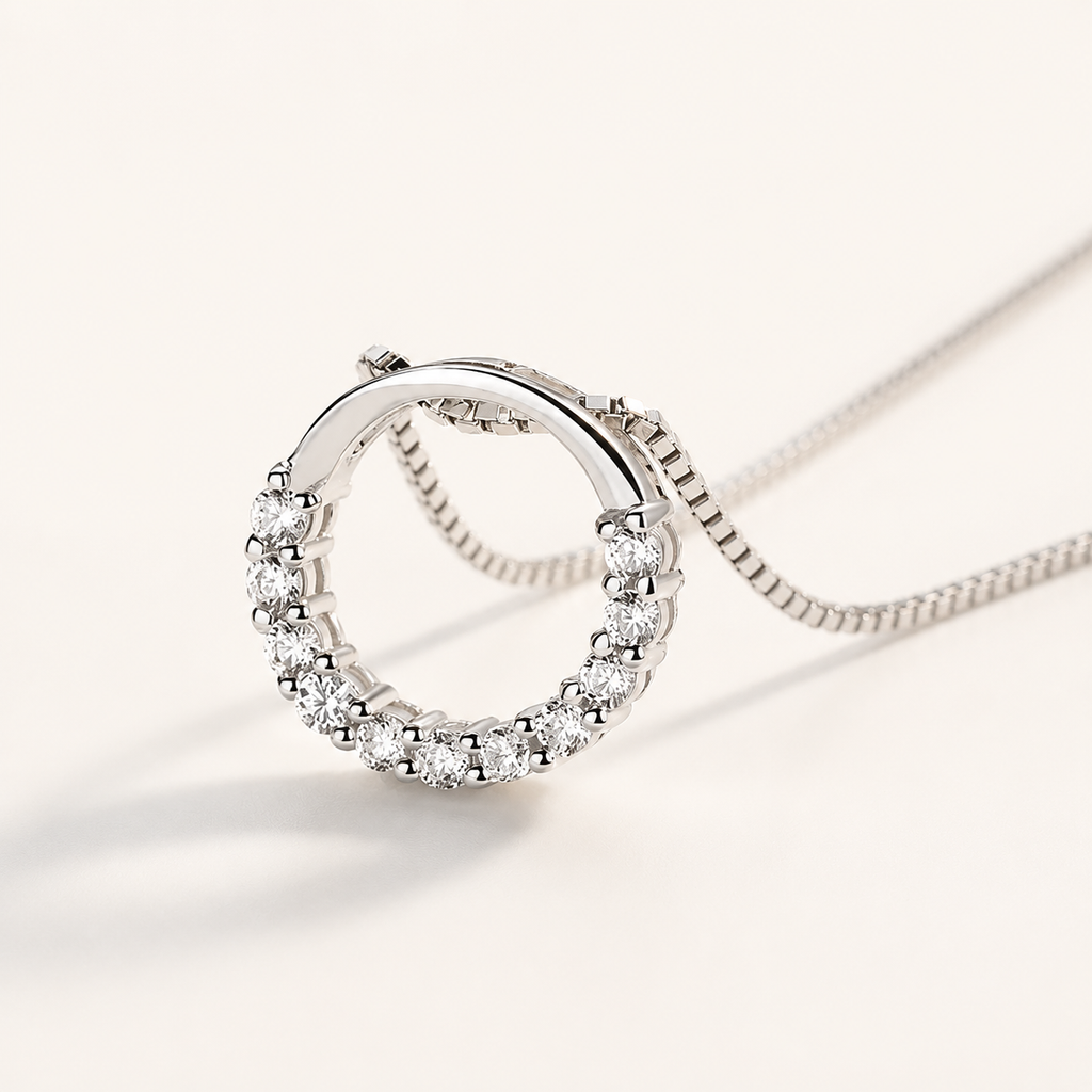 925 Sterling Silver Lumière Circle Zircon Necklace