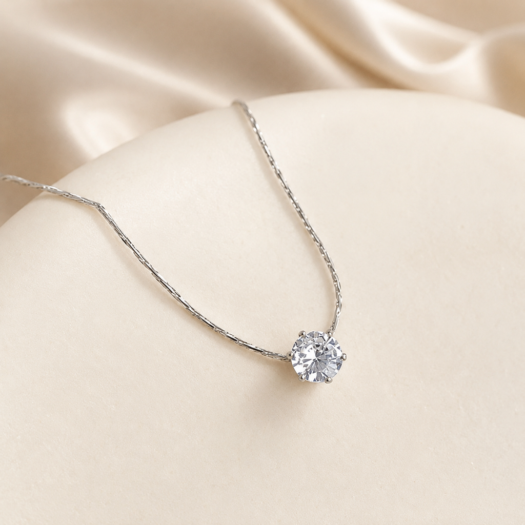 Lumière Minimalist Necklace