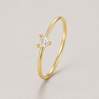 Dainty Heart Zircon Ring