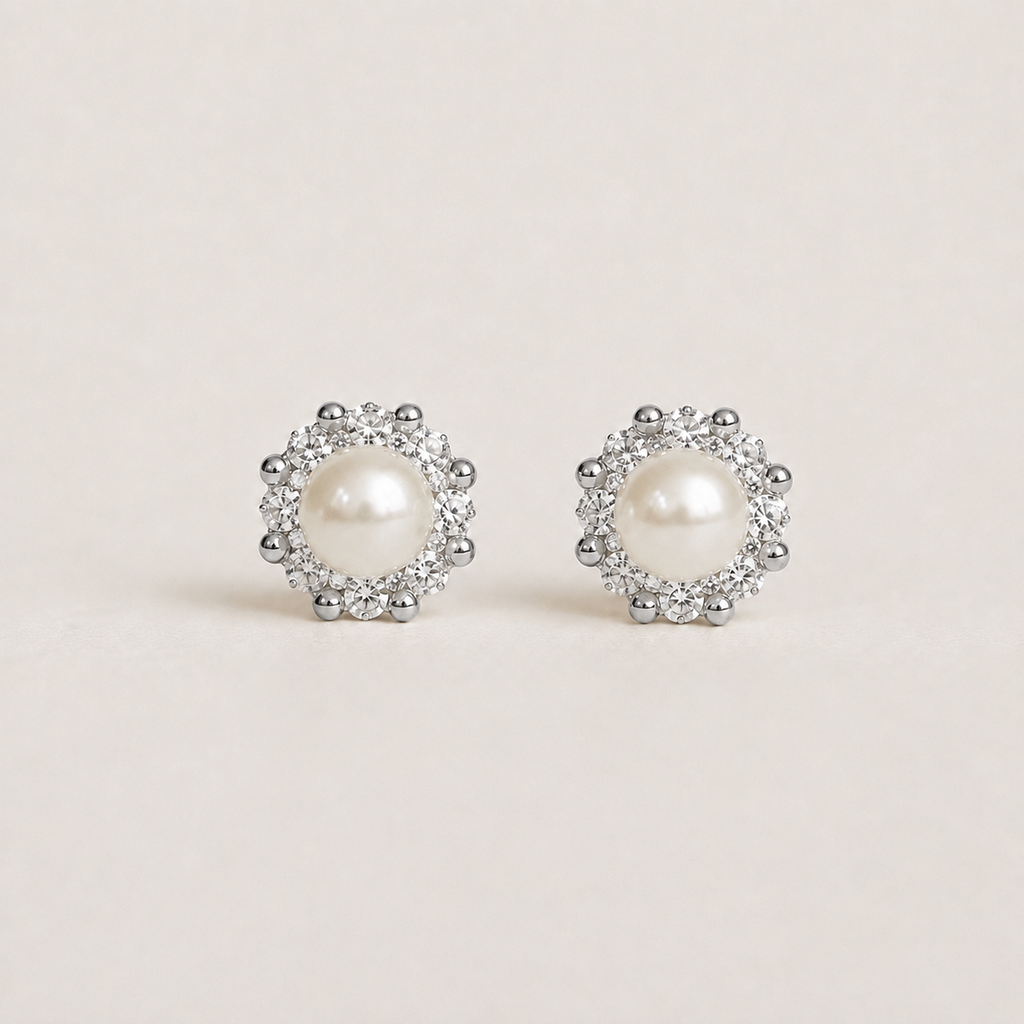 Pearl Fleur Stud Earrings