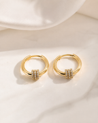 Éclat Gold Huggie Earrings