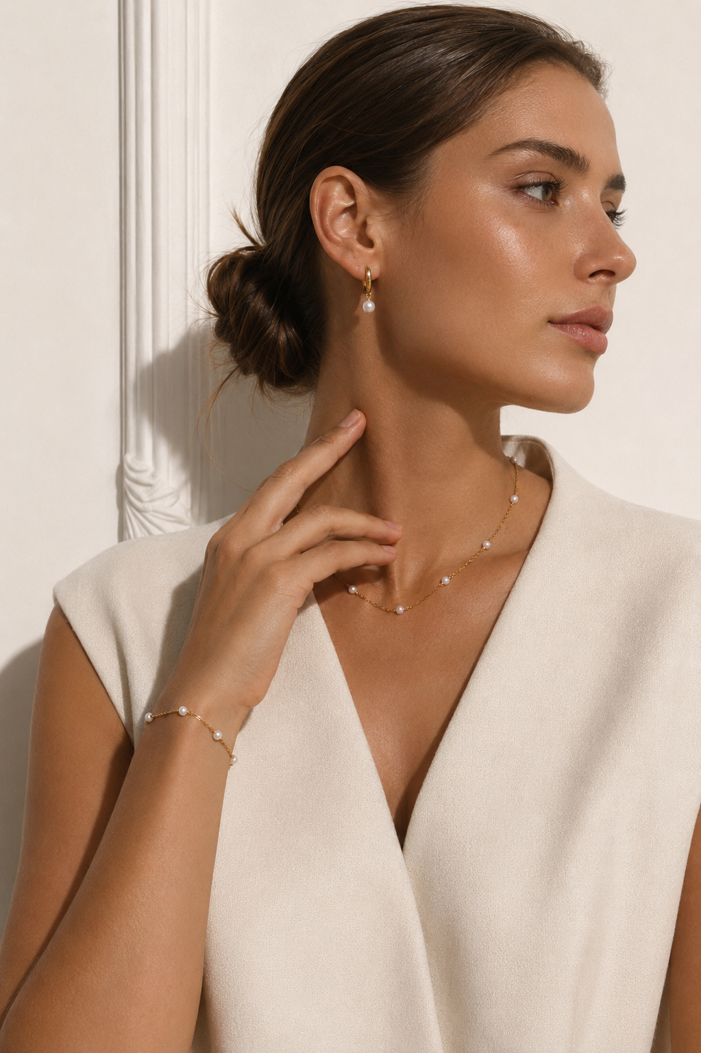 Elegant Pearl Gold Jewelry Set