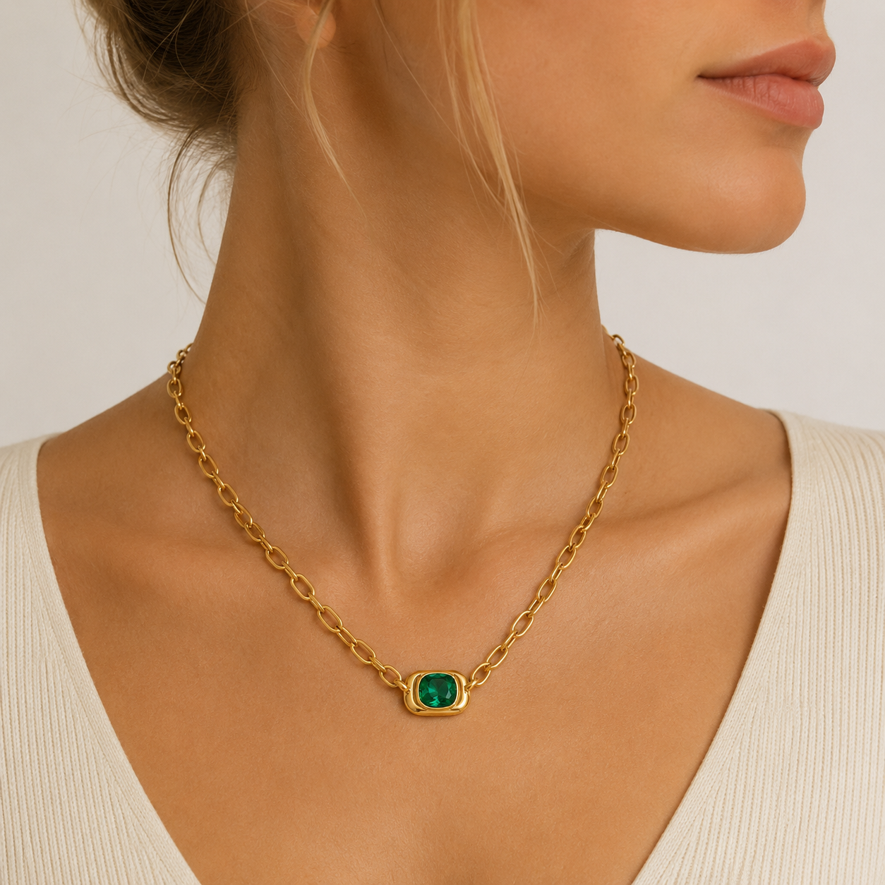 Emerald Aura Paperclip Necklace