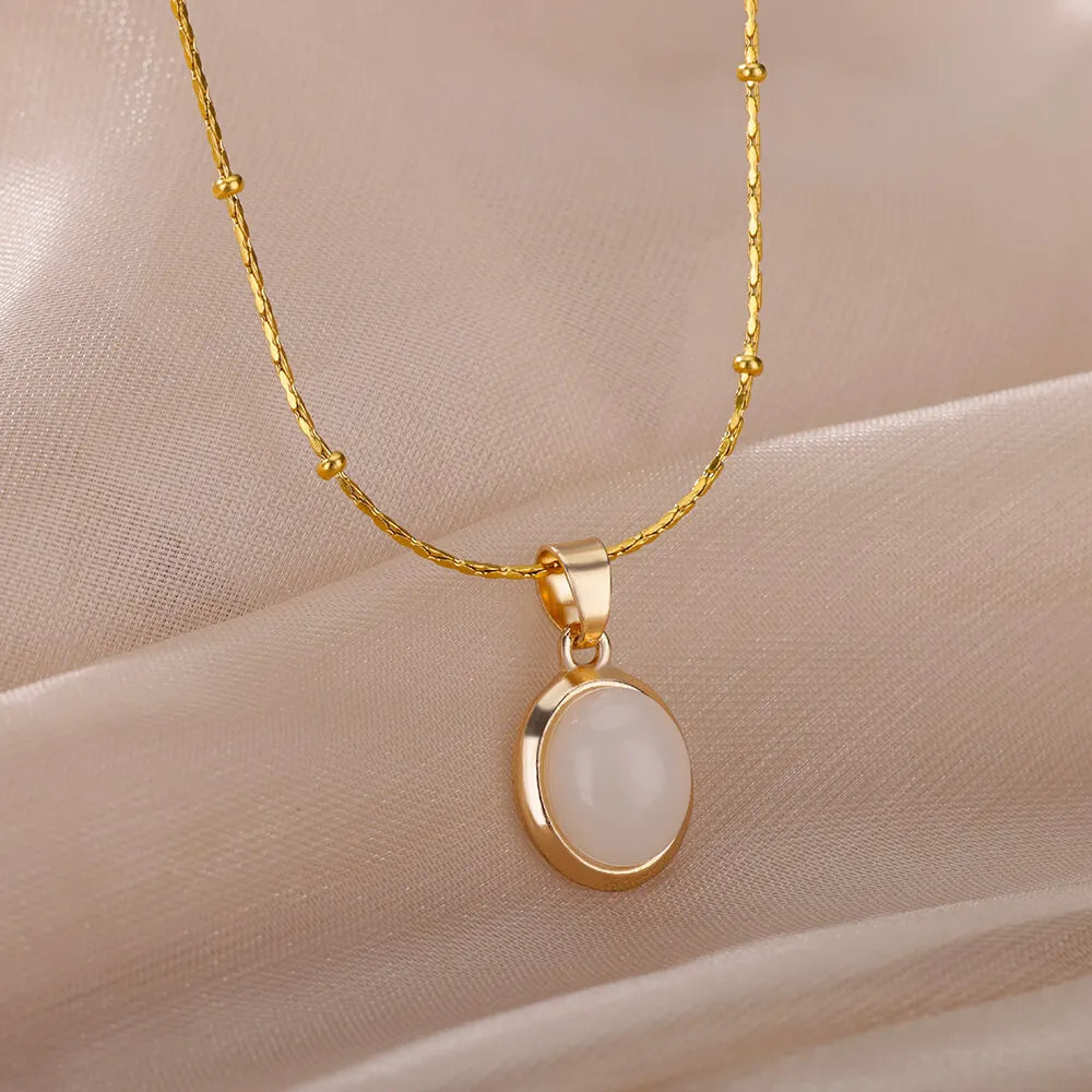 Delicate Oval Pendant Necklace