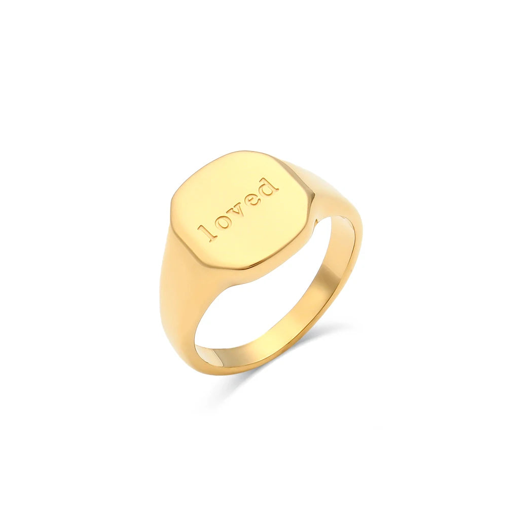 Elegant Gold Signet Ring