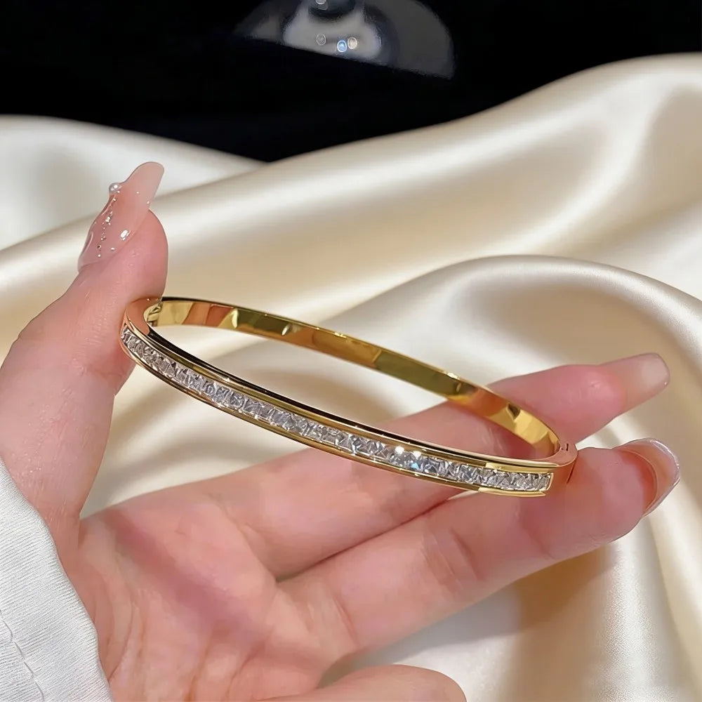 Éclat Doré Bangle