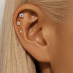 Éclat Moissanite Stud Earrings
