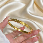 Éclat Doré Bangle