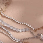 Pulsera elegante con charm de circonita